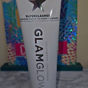 GLAMGLOW White Cleanser & Exfoliant Skincare
